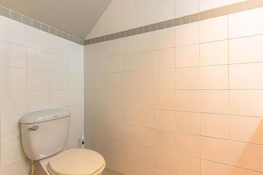 4 Bedroom Townhouse In Great Location! HHQ Eksteriør billede